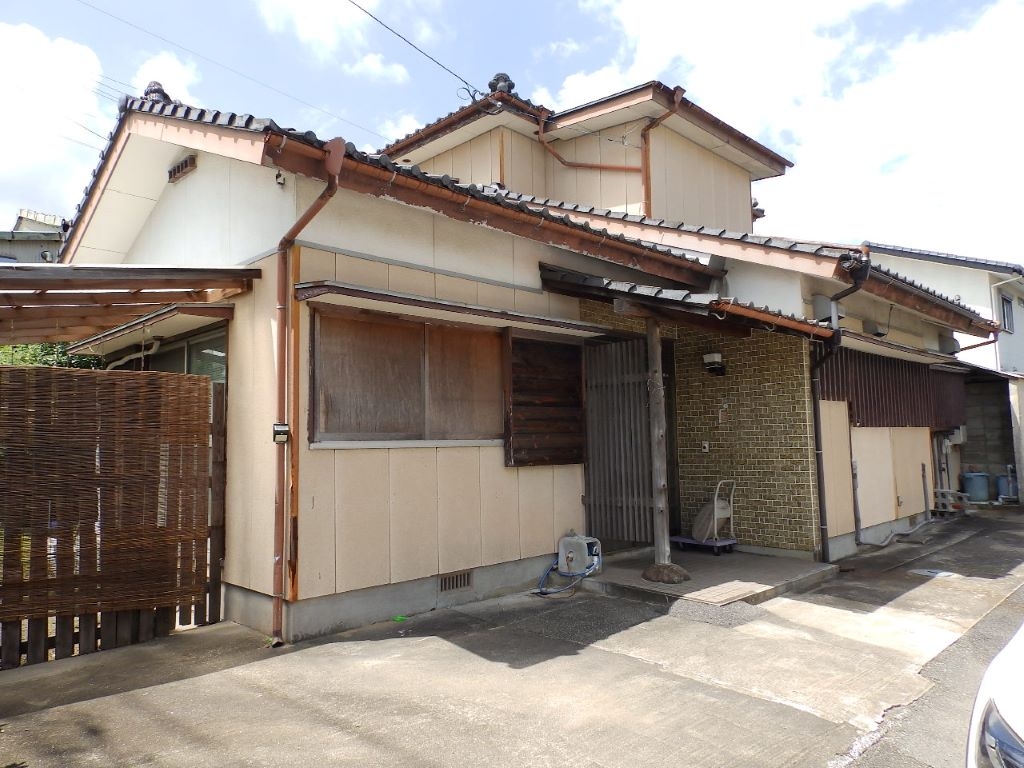 Maison à Saga