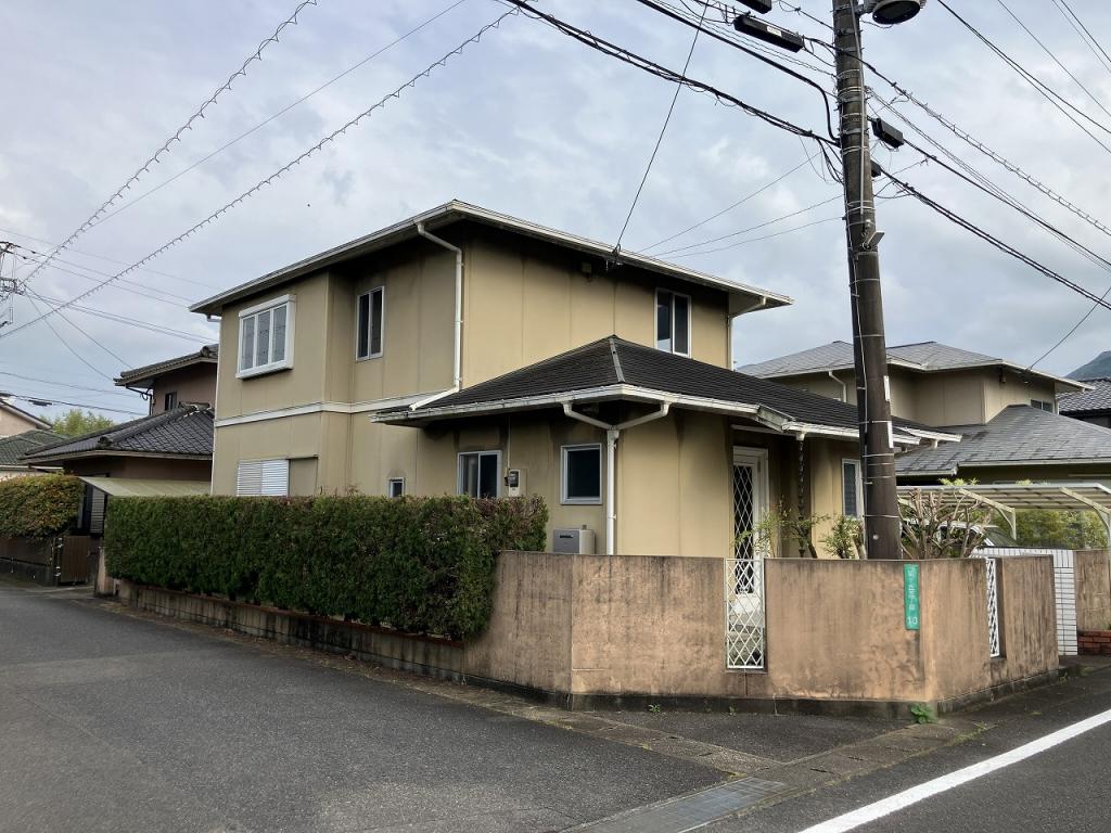 House in Saga