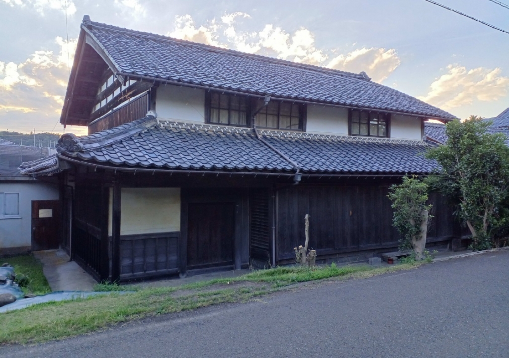 Maison à Fukui · 221 m²