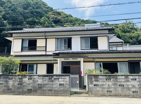 Maison — Wakayama