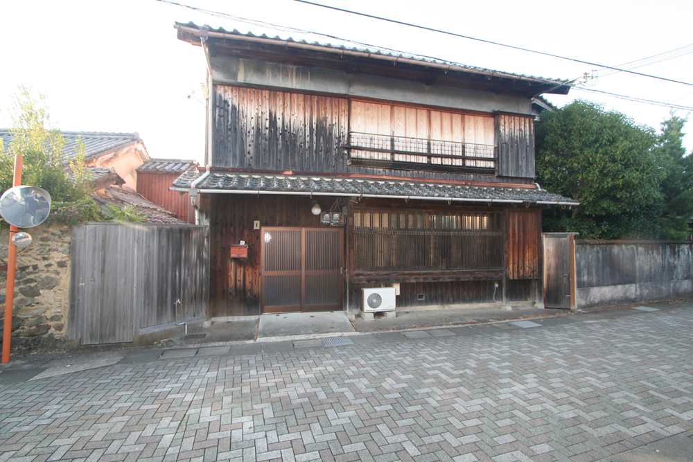 Maison — Wakayama