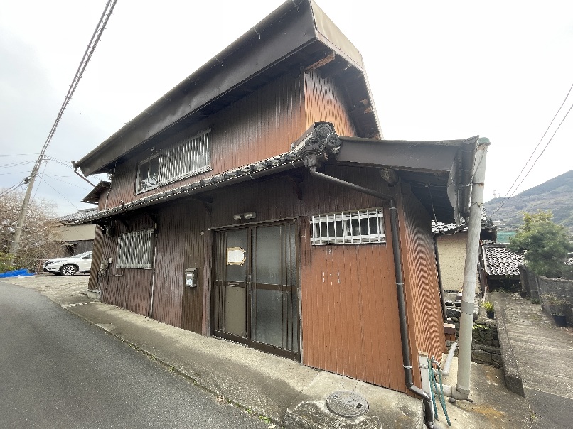 Maison — Wakayama