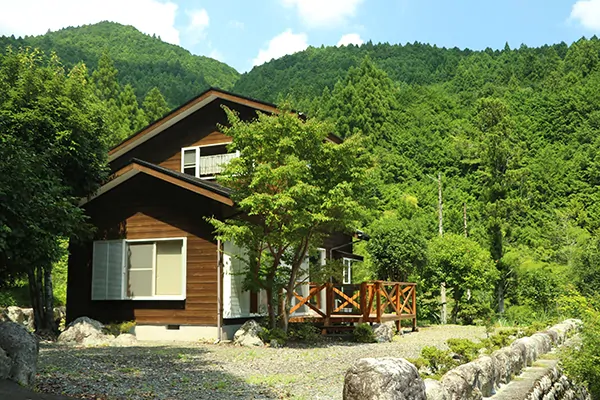 Maison à Yamanashi · 84 m²