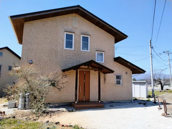 Maison à Yamanashi · 88 m²