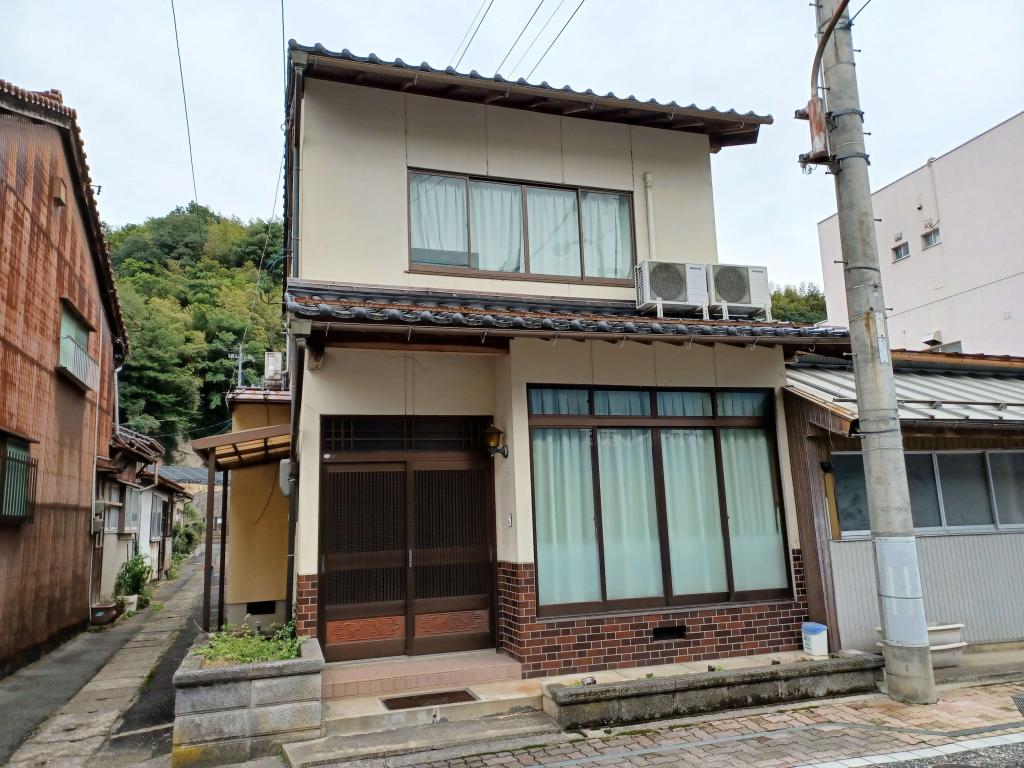 Maison à Shimane · 239 m²