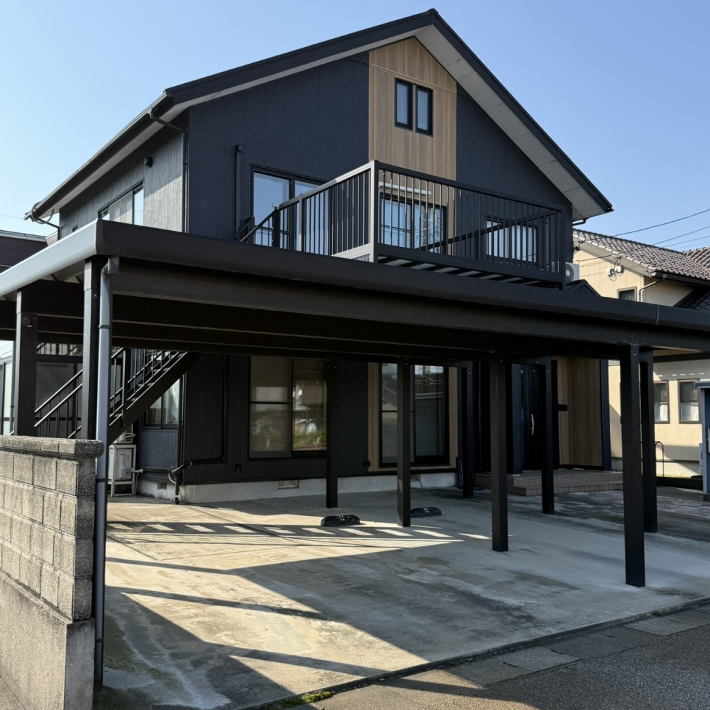 Maison à Oyabe, Toyama