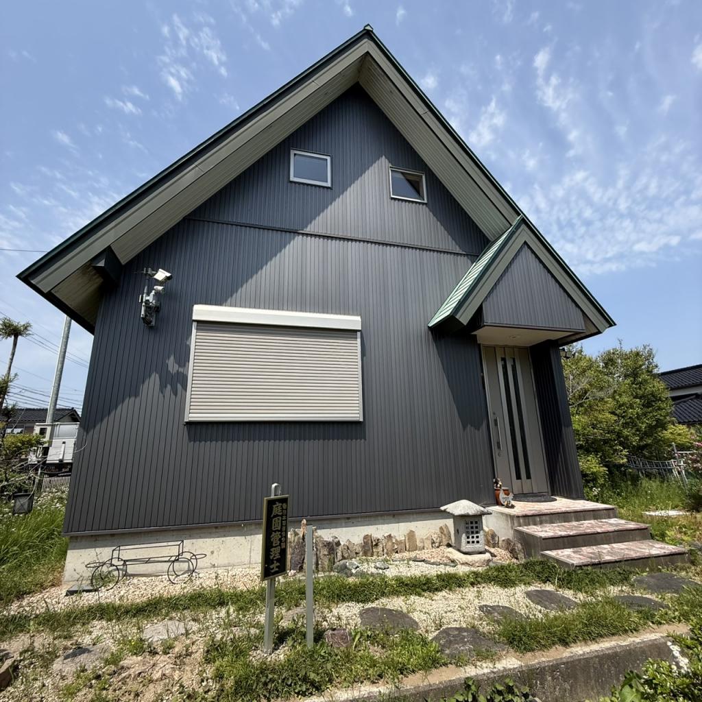 Maison à Oyabe, Toyama
