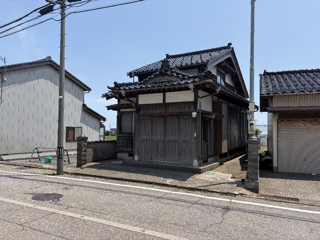 Maison à Oyabe, Toyama