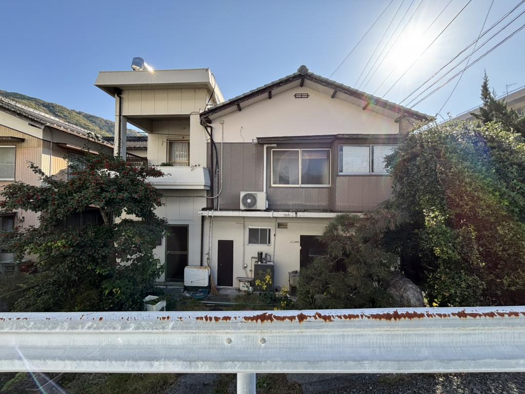 Maison à Ehime