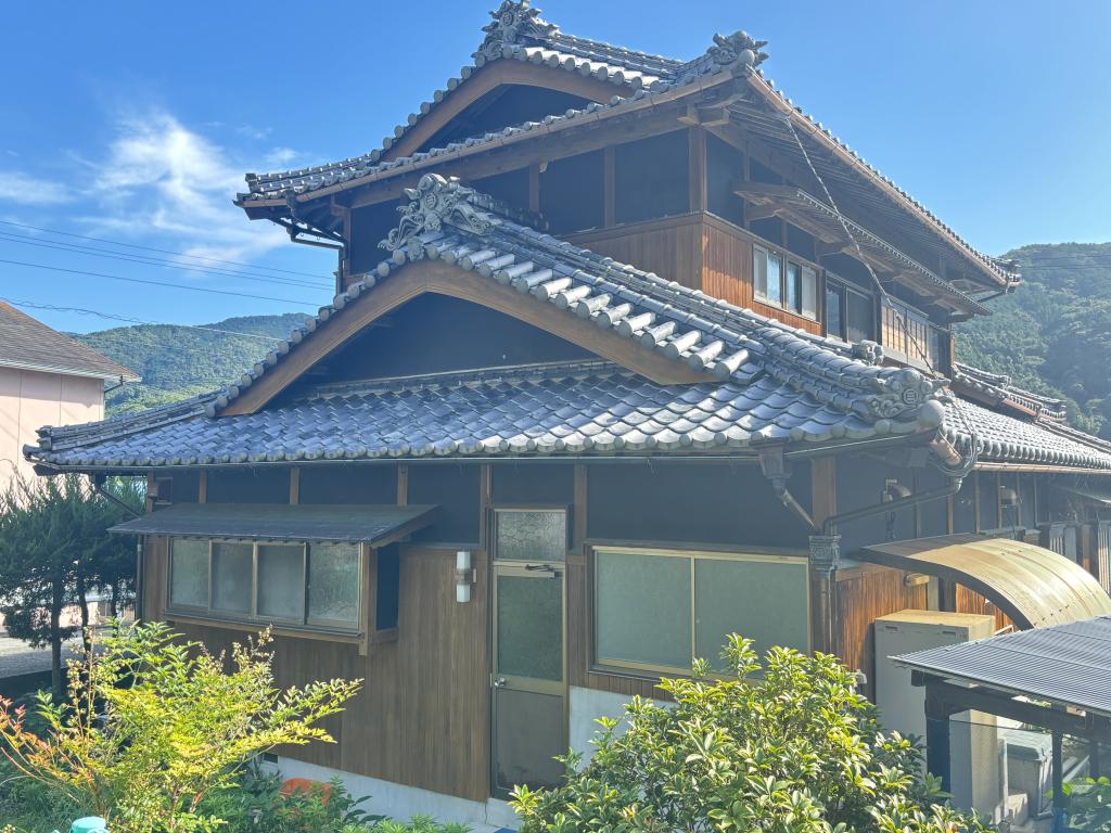 Maison à Ehime