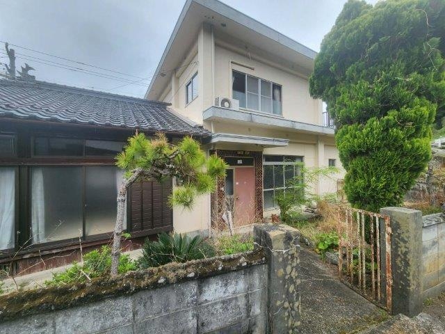 Maison à Ehime