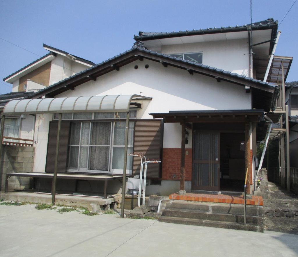 Maison à Saga