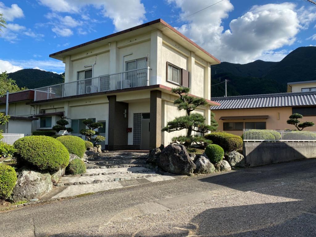 Maison à Ehime