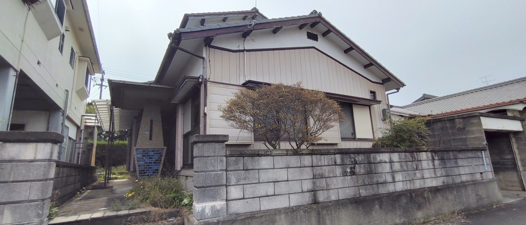 Maison à Ehime