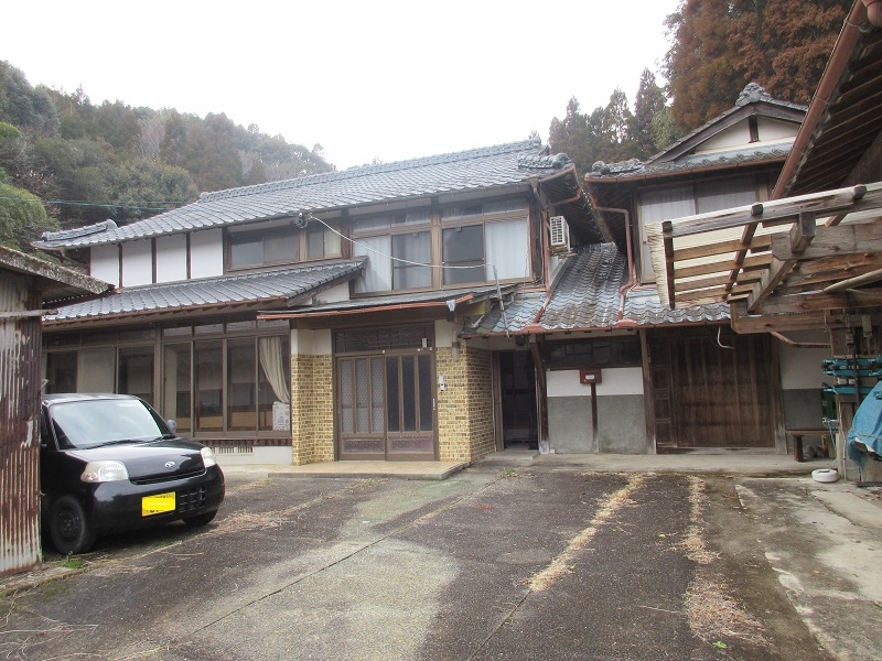 Maison à Saga