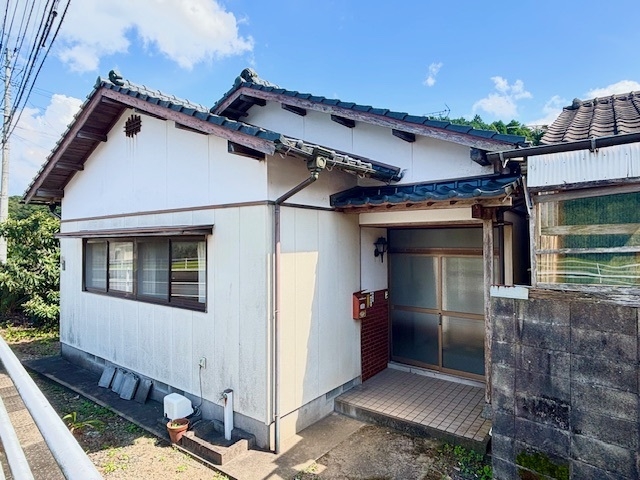 House in Saga