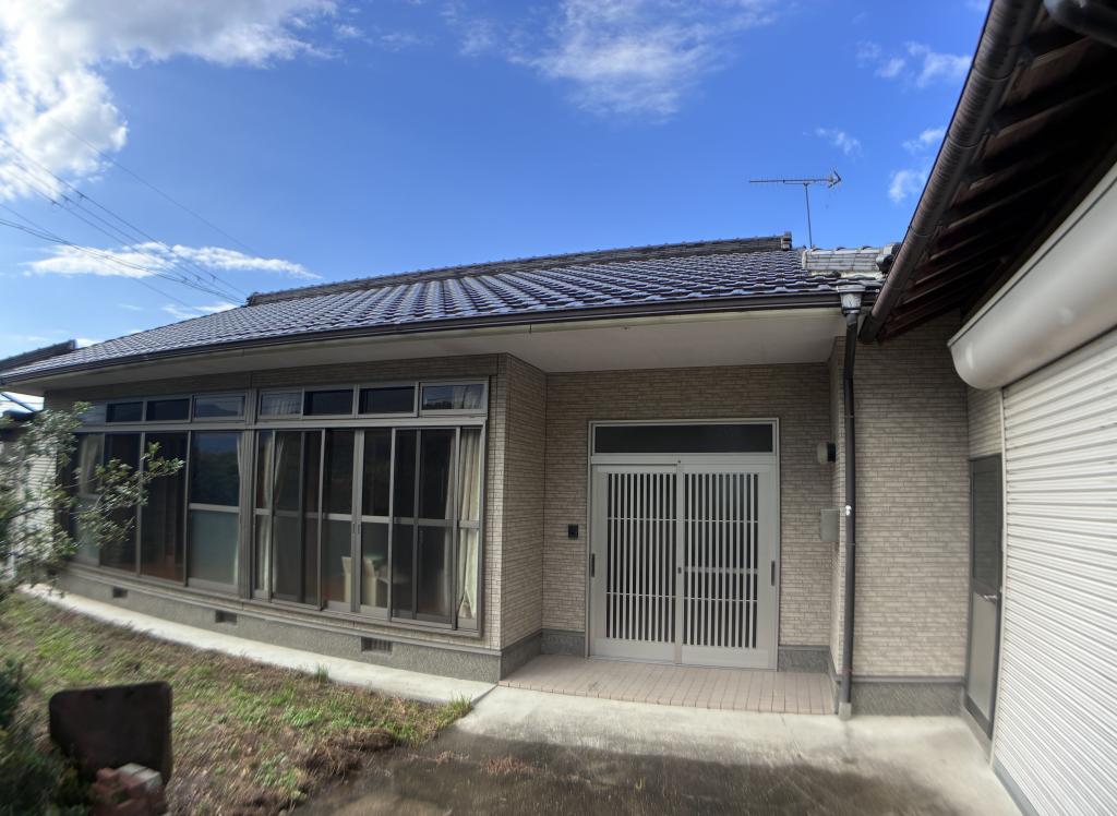 Maison à Ito, Wakayama · 188 m²